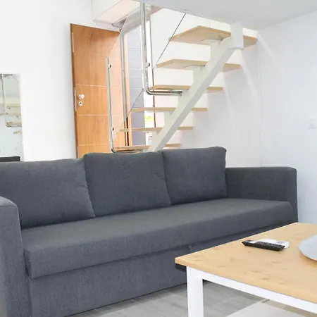 Nidillos Apartment